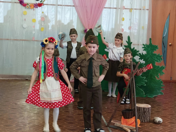 Районный смотр театральных постановок, посвященный Году защитника Отечества. Районный смотр театральных постановок, посвященный Году защитника Отечества.